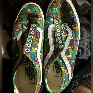 Green mushroom vans barely worn size 8 in womens